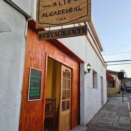 Hostal Alto Algarrobal Combarbala Exterior foto